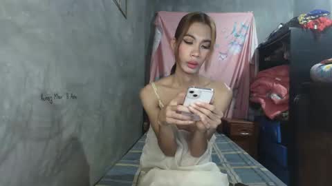 Snapshot of hailey_sweetcum77 chatting on March 12, 8:20 am hailey_sweetcum77 online show from March 12, 8:20 am