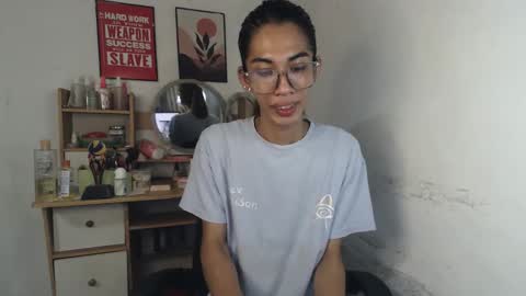 Snapshot of hailey_sweetcum77 chatting on May 12, 5:10 pm hailey_sweetcum77 online show from May 12, 5:10 pm