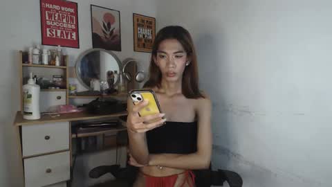 Snapshot of hailey_sweetcum77 chatting on May 22, 3:50 pm hailey_sweetcum77 online show from May 22, 3:50 pm