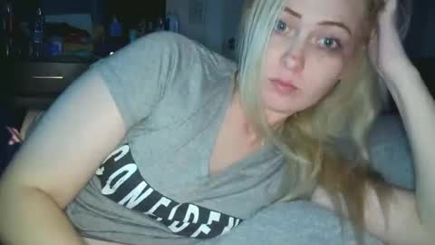 Hailey and d online show from November 1, 4:58 am