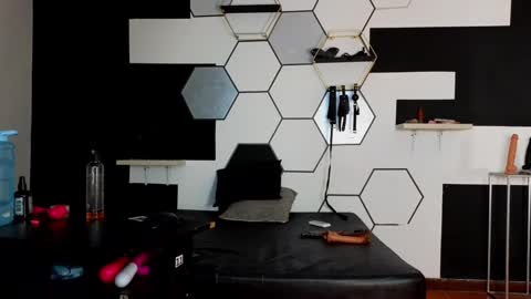 haileycat_ online show from February 22, 2:50 am