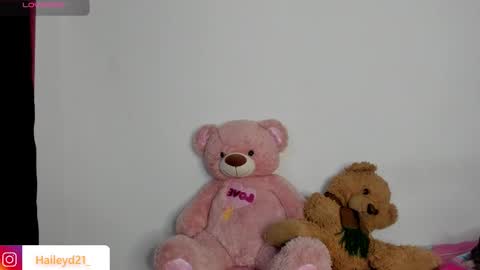 Snapshot of haileyduke chatting on March 23, 11:31 pm Hailey online show from March 23, 11:31 pm