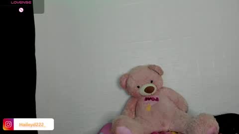 Hailey online show from April 28, 2:27 am