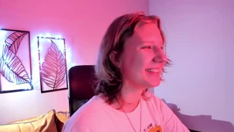 Hailey online show from November 27, 9:00 am