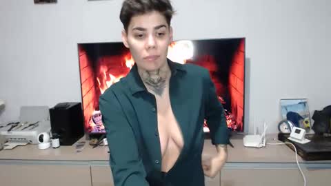 Lucy online show from February 11, 9:42 pm