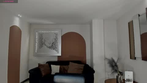 Hailey online show from April 1, 11:22 am