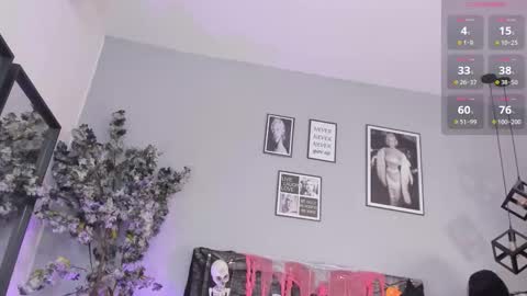 haileystonei online show from October 17, 11:35 am