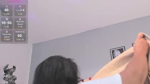 haileystonei online show from November 25, 11:21 am