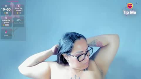 haileystonei online show from April 30, 11:27 am