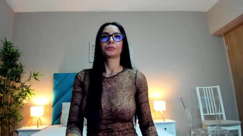 Hailey online show from September 22, 6:15 am