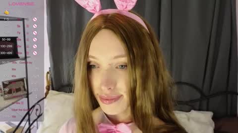 Lylu online show from February 4, 10:15 pm