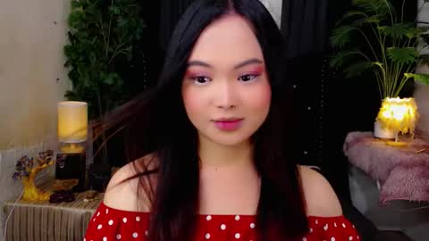 Snapshot of hailywilson chatting on October 6, 6:38 pm haily online show from October 6, 6:38 pm