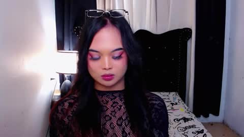 Snapshot of hailywilson chatting on February 7, 11:30 pm haily online show from February 7, 11:30 pm