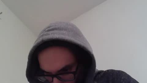 Snapshot of hailzeffn chatting on January 1, 6:26 am ZeffN online show from January 1, 6:26 am