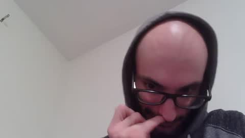 Snapshot of hailzeffn chatting on January 2, 2:33 am ZeffN online show from January 2, 2:33 am