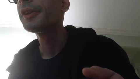 Snapshot of hailzeffn chatting on March 10, 8:59 am ZeffN online show from March 10, 8:59 am