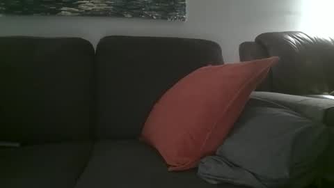 Snapshot of hairiestbear chatting on January 18, 8:40 am Hairiest Bear online show from January 18, 8:40 am