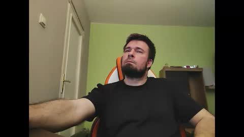 hairy_guy007 online show from March 28, 9:36 pm