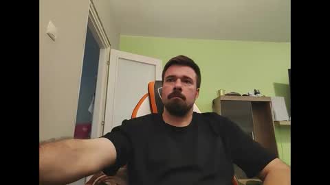 hairy_guy007 online show from May 23, 9:57 am