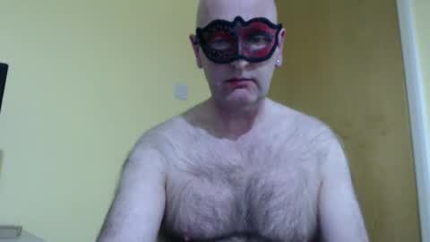Snapshot of hairyape1 chatting on April 12, 11:15 am Hairy male online show from April 12, 11:15 am
