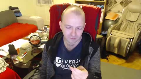 Snapshot of hairyass25yo chatting on February 3, 3:49 pm Puppy3 StockyDaddiesmusclebearsbeefybigmans online show from February 3, 3:49 pm