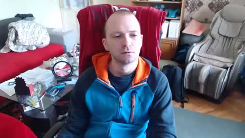 Snapshot of hairyass25yo chatting on February 4, 10:54 am Puppy3 StockyDaddiesmusclebearsbeefybigmans online show from February 4, 10:54 am