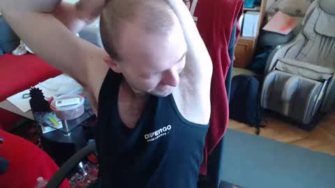 Snapshot of hairyass25yo chatting on February 4, 1:59 pm Puppy3 StockyDaddiesmusclebearsbeefybigmans online show from February 4, 1:59 pm