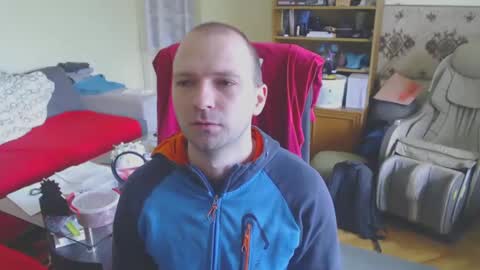 Snapshot of hairyass25yo chatting on February 5, 9:15 am Puppy3 StockyDaddiesmusclebearsbeefybigmans online show from February 5, 9:15 am