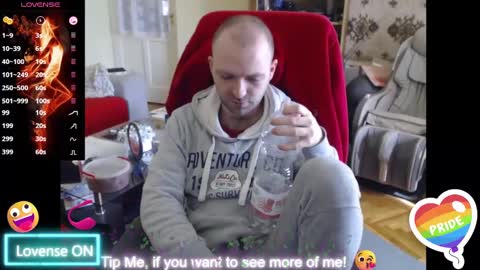 Snapshot of hairyass25yo chatting on February 21, 11:11 am Puppy3 StockyDaddiesmusclebearsbeefybigmans online show from February 21, 11:11 am