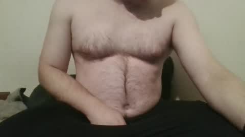 Snapshot of hairychest222141 chatting on January 26, 6:17 am hairychest222141 online show from January 26, 6:17 am