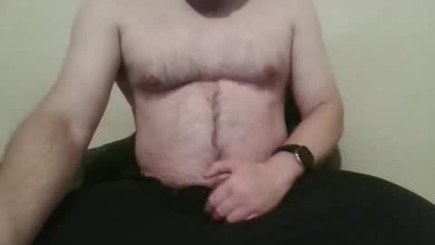 Snapshot of hairychest222141 chatting on November 9, 3:43 pm hairychest222141 online show from November 9, 3:43 pm