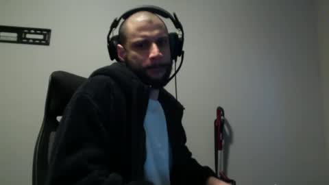 Snapshot of hairydadbod6 chatting on December 4, 9:24 pm hairydadbod6 online show from December 4, 9:24 pm