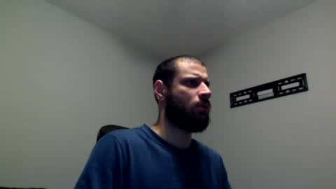 Snapshot of hairydadbod6 chatting on December 31, 9:06 pm hairydadbod6 online show from December 31, 9:06 pm