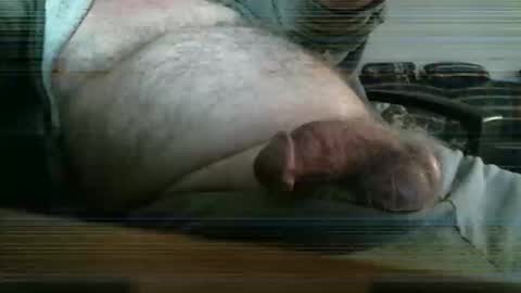 Snapshot of hairydude962 chatting on November 28, 4:26 am hairydude962 online show from November 28, 4:26 am