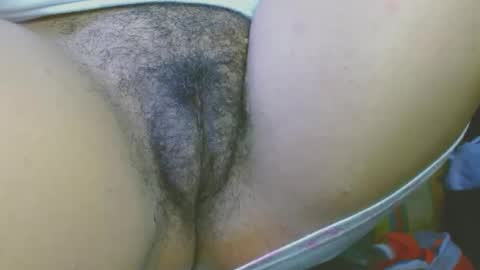 hairygirl83 online show from May 6, 12:54 pm
