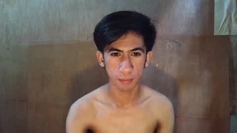 hairyhugecock_22 online show from December 16, 12:48 am