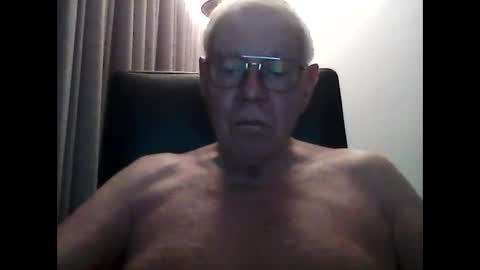 hairylover461681298 online show from September 19, 9:15 pm