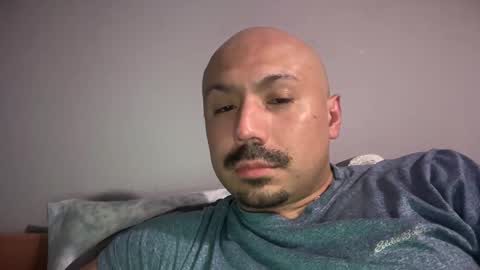 Snapshot of hairyman30000 chatting on March 5, 2:46 am hairyman30000 online show from March 5, 2:46 am