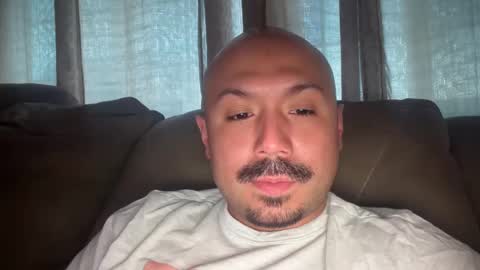 Snapshot of hairyman30000 chatting on March 7, 1:53 am hairyman30000 online show from March 7, 1:53 am