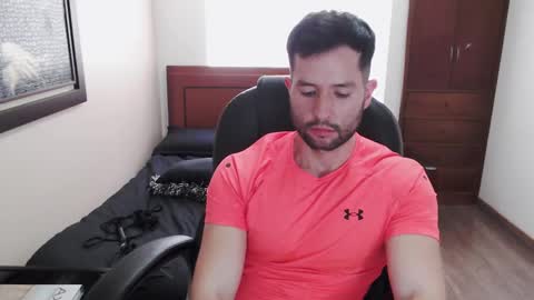 hairyncuteass online show from February 11, 6:33 pm