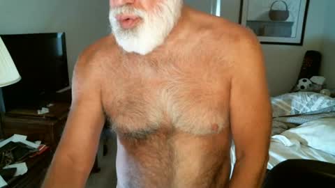 Snapshot of hairypecsguy chatting on June 30, 2:29 pm Hairy pecs online show from June 30, 2:29 pm