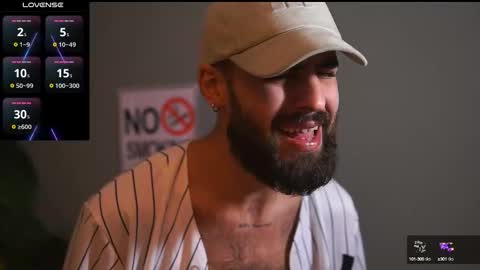 Snapshot of hairyrobxxx chatting on October 11, 7:34 pm HairyRobXxX online show from October 11, 7:34 pm