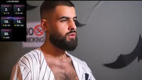 Snapshot of hairyrobxxx chatting on October 17, 9:50 pm HairyRobXxX online show from October 17, 9:50 pm