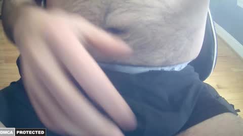 Snapshot of hairyuncut1705 chatting on February 13, 8:16 pm hairyuncut1705 online show from February 13, 8:16 pm