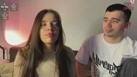 Snapshot of hako_emm chatting on December 2, 2:39 am hako emm online show from December 2, 2:39 am