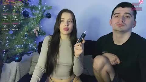 Snapshot of hako_emm chatting on December 19, 9:00 pm hako emm online show from December 19, 9:00 pm