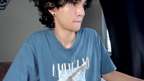Snapshot of halan_jr chatting on April 23, 12:29 pm halan online show from April 23, 12:29 pm