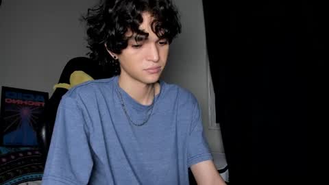 Snapshot of halan_jr chatting on April 29, 10:41 am halan online show from April 29, 10:41 am