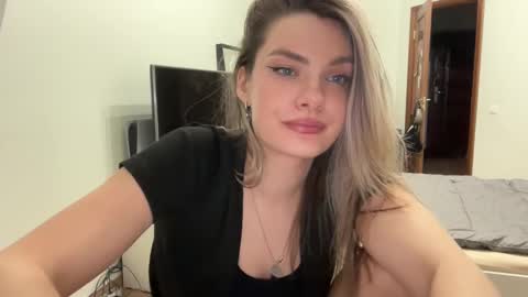 Snapshot of haley_rune chatting on March 2, 4:32 pm haley_rune online show from March 2, 4:32 pm