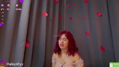 Snapshot of haley_shyy chatting on March 26, 12:11 pm Haley online show from March 26, 12:11 pm